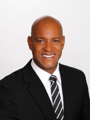 Erasmo Torres. Real Estate Broker. Montreal Canada. Royal LePage Habitations